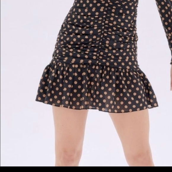 New  REVOLVE MINKPINK ruched mini dress M . Very Feminine & Flirty - Picture 3 of 3